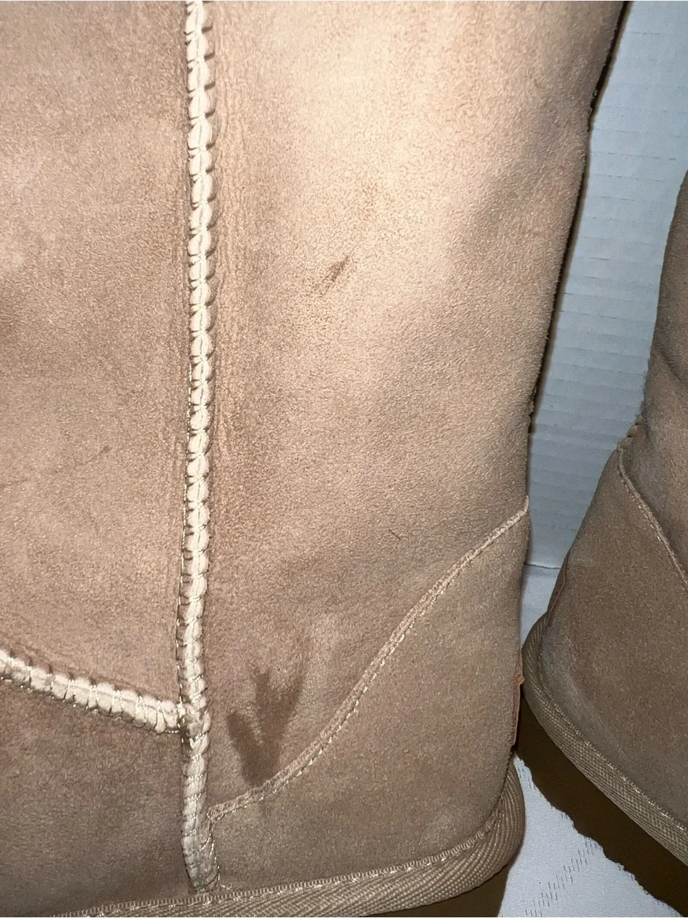 Ugg Classic Short II Boots Women’s Size: 9 NEW
